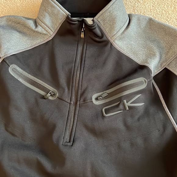 CalvinKlein Mens Thrml 1/4 Zip Up Size XL - Picture 2 of 8